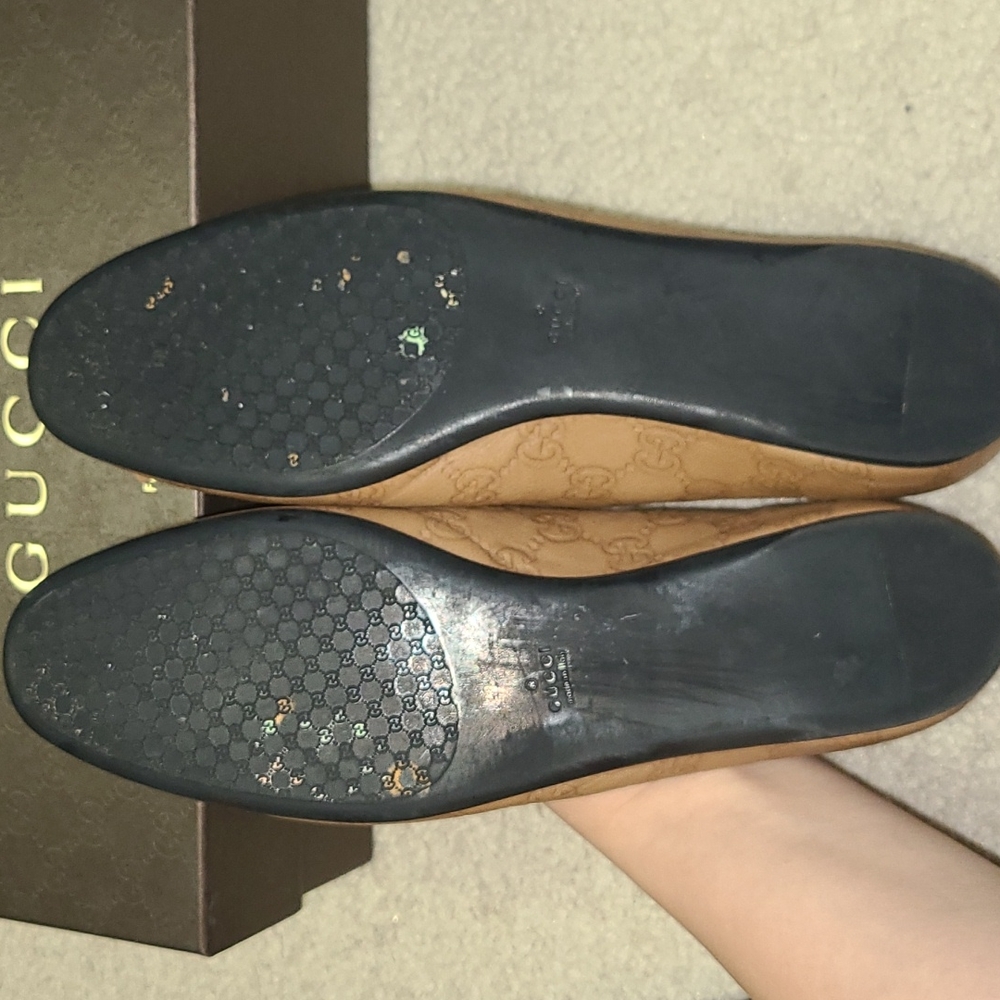 Gucci Guccisima Soft Light Camel Flats - Picture 2 of 11